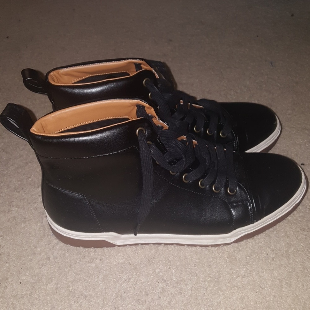 EUC Mens Tommy Hilfiger black/brown casual shoes